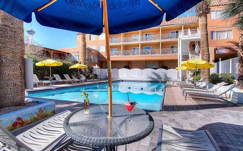 1. Hotel Galaxy