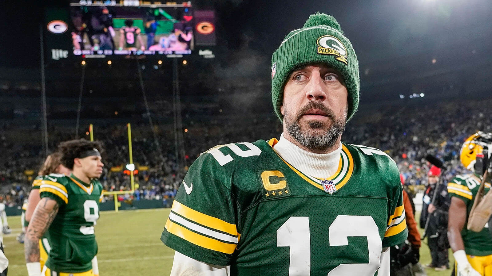 Aaron Rodgers - supported by 2.1 million followers