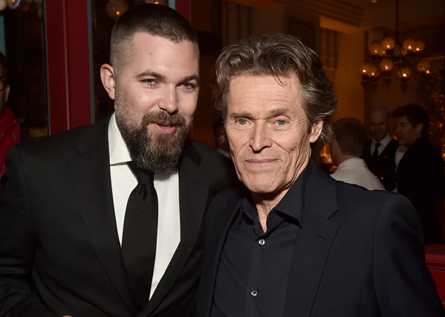 Robert Eggers and Willem Defoe